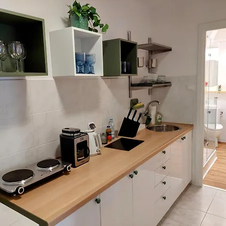 Apple Pansiyon Varşova