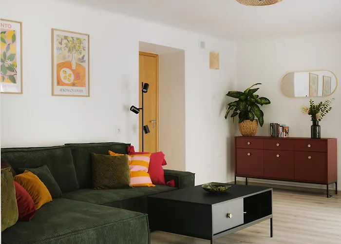 Apple Homestay Warsaw